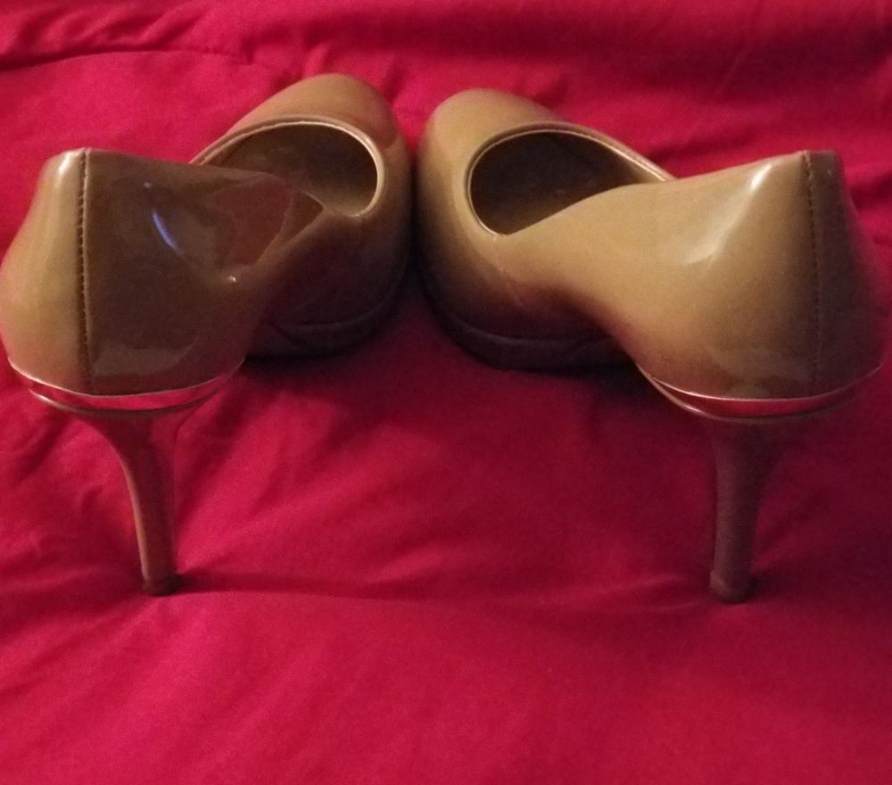 High heel shoes